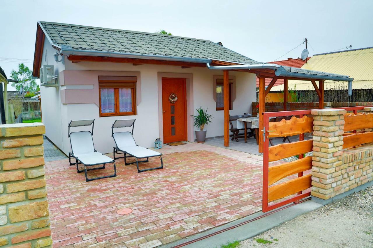 Jazmin Apartman Buzsak Экстерьер фото