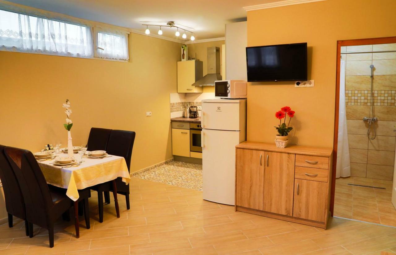 Jazmin Apartman Buzsak Экстерьер фото