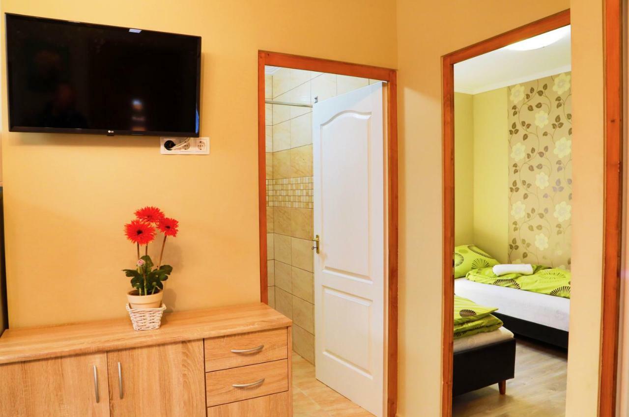 Jazmin Apartman Buzsak Экстерьер фото